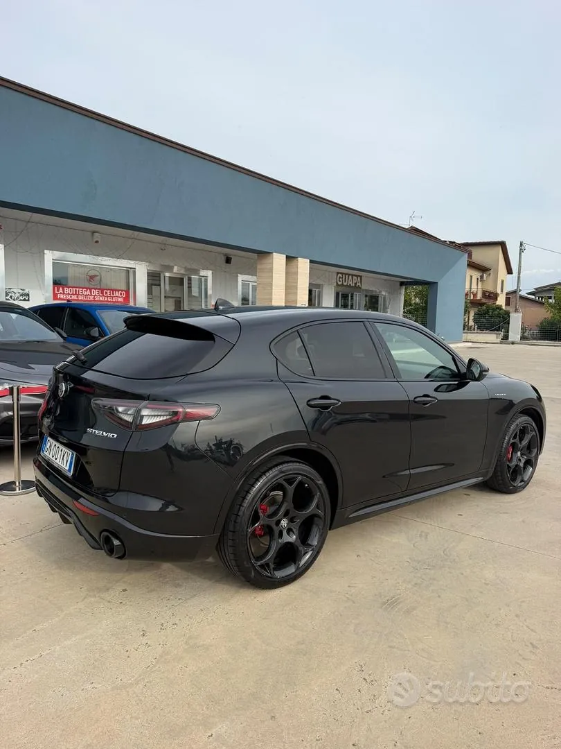 Alfa Romeo Stelvio 2023 photo 4