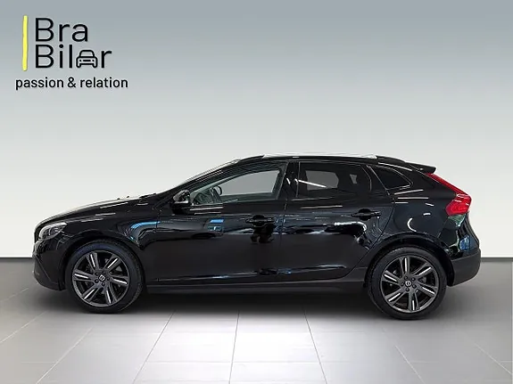 Volvo V40 Cross Country 2016 photo 2