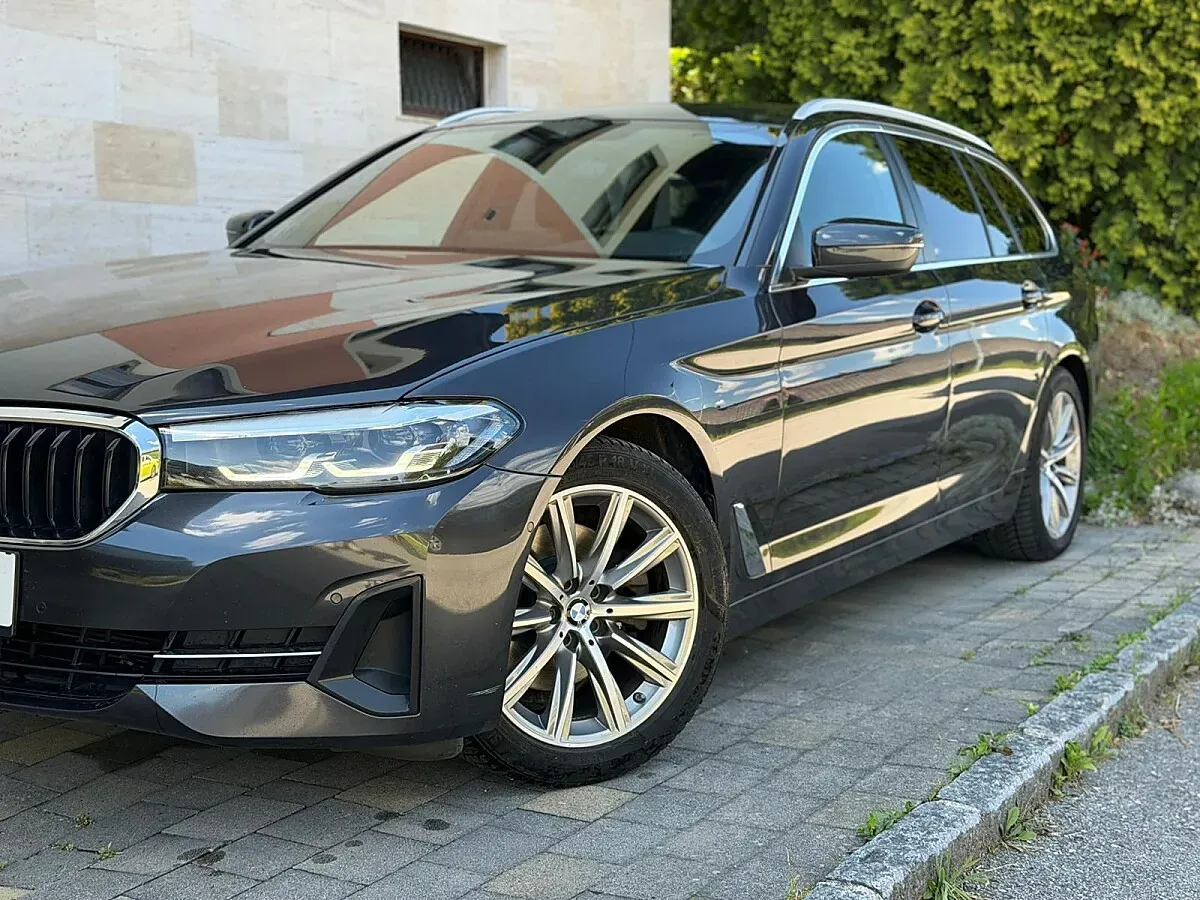 BMW 5 Series 2021 photo 3
