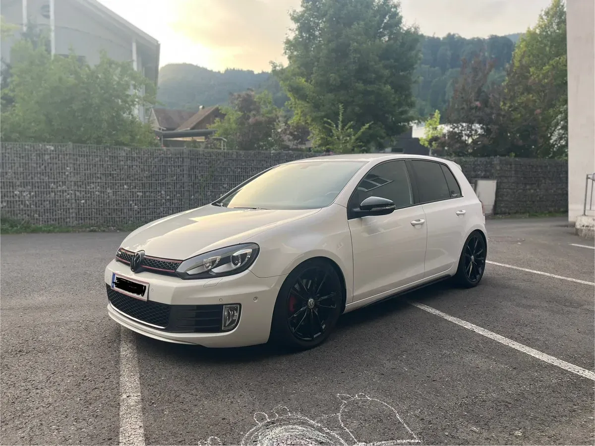 Volkswagen Golf Gti 2009 photo 2