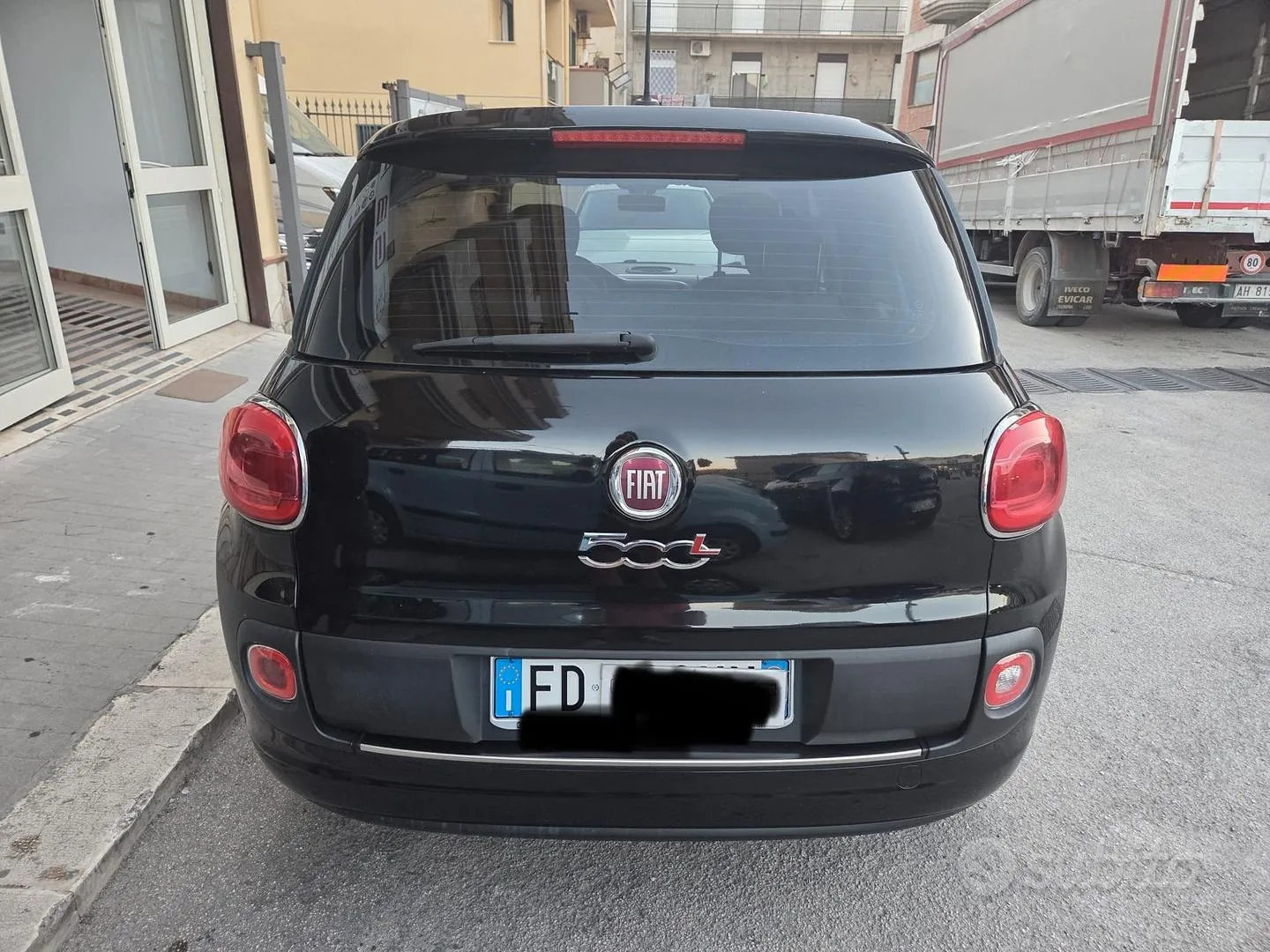 Fiat 500L 2016 photo 2