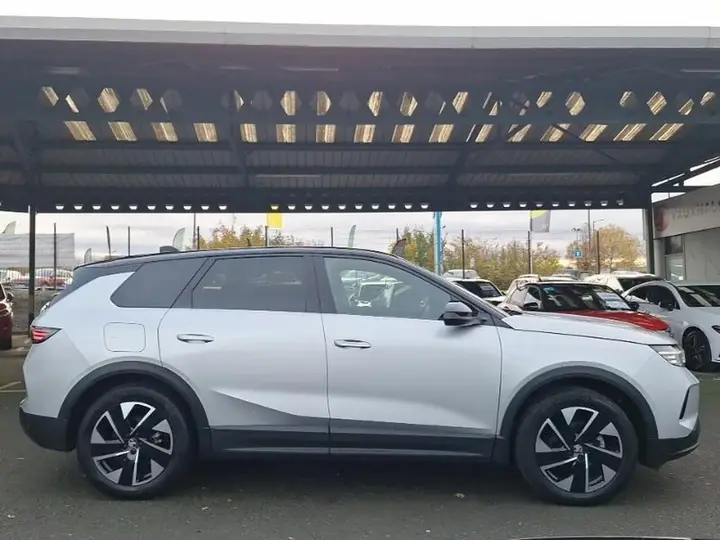 Vauxhall Grandland 2025 photo 4