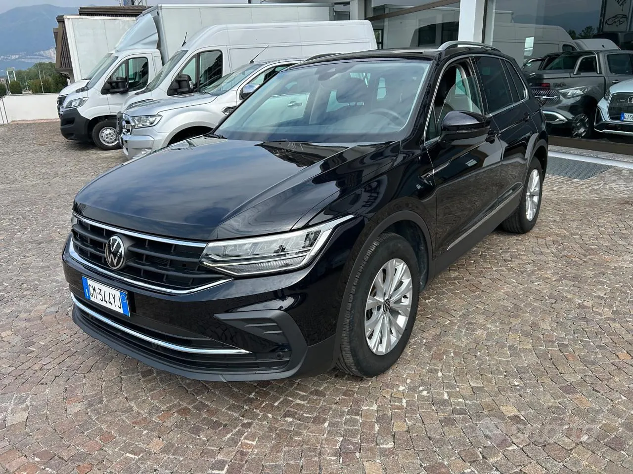 Volkswagen Tiguan 2023 photo 2