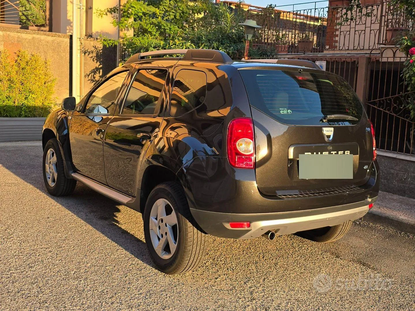 Dacia Duster 2011 photo 3