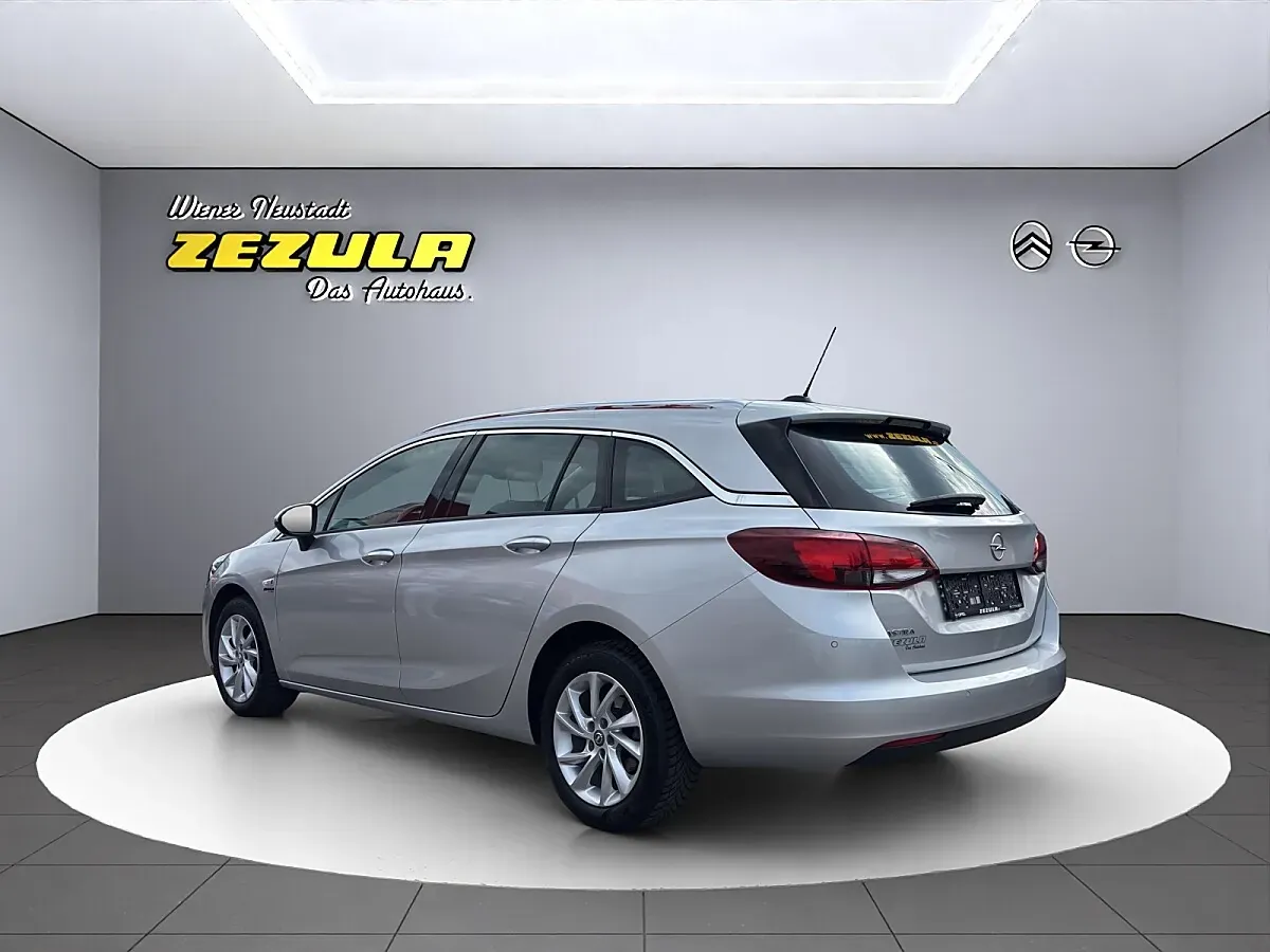 Opel Astra 2020 photo 3