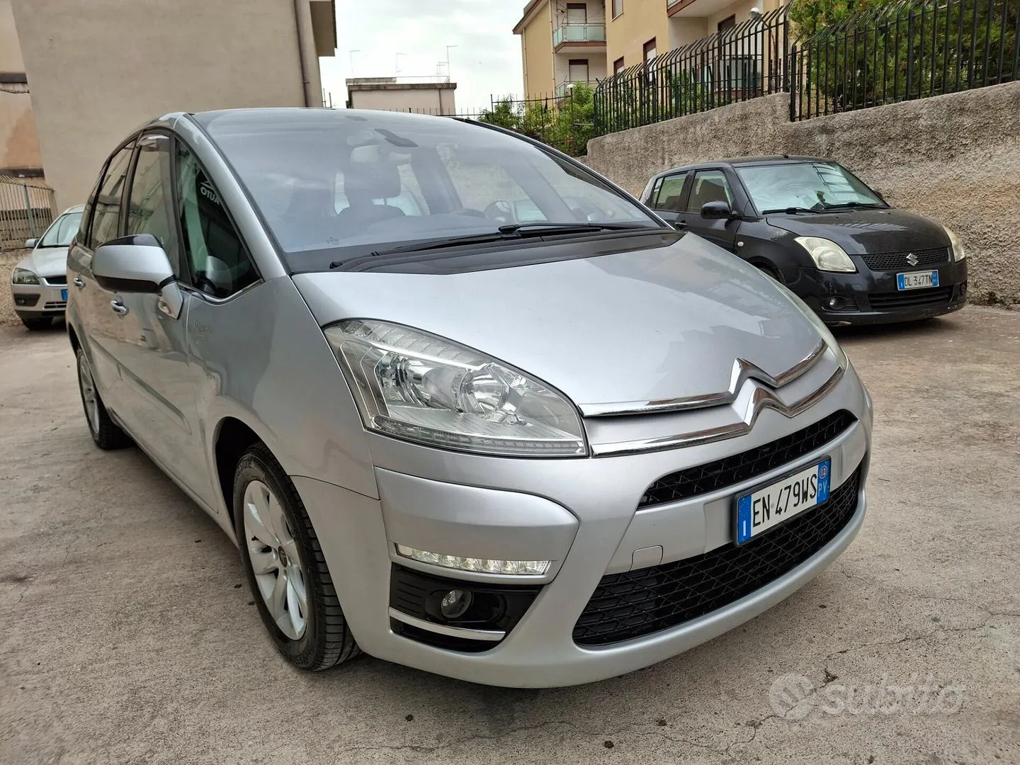 Citroen C4 Picasso 2012 photo 3