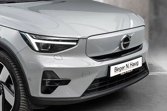 Volvo C40 2024 photo 2