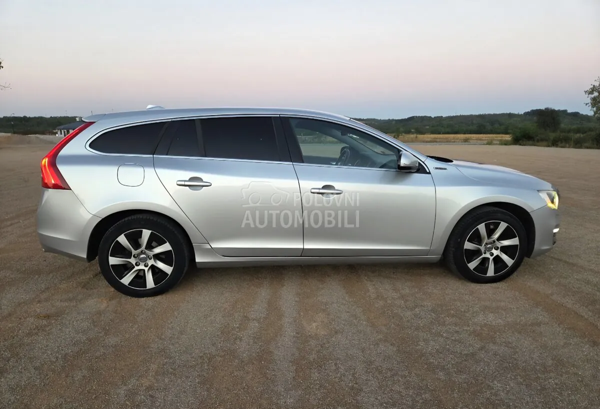 Volvo V60 2013 photo 5