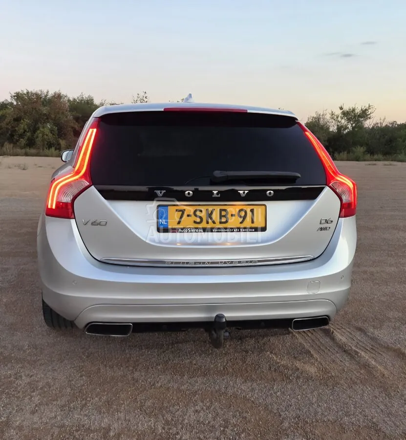 Volvo V60 2013 photo 3