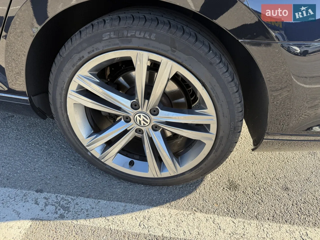 Volkswagen Passat 2018 photo 5