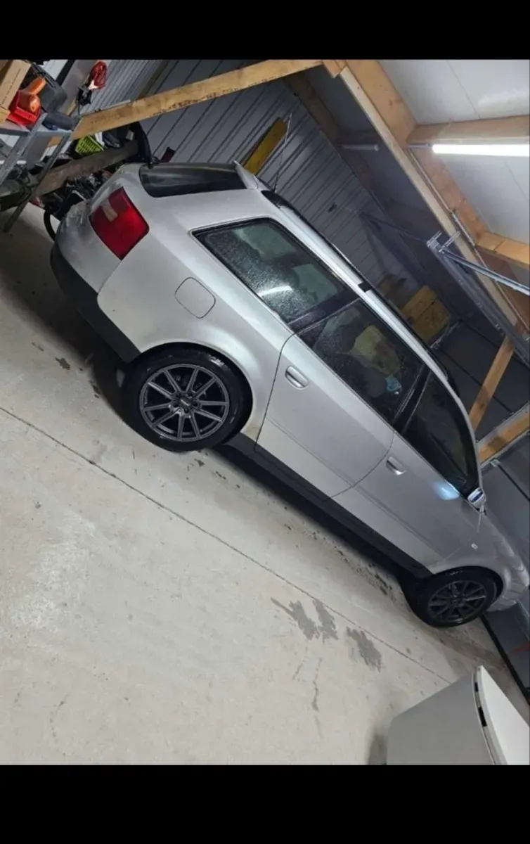 Audi A6 2000 photo 2