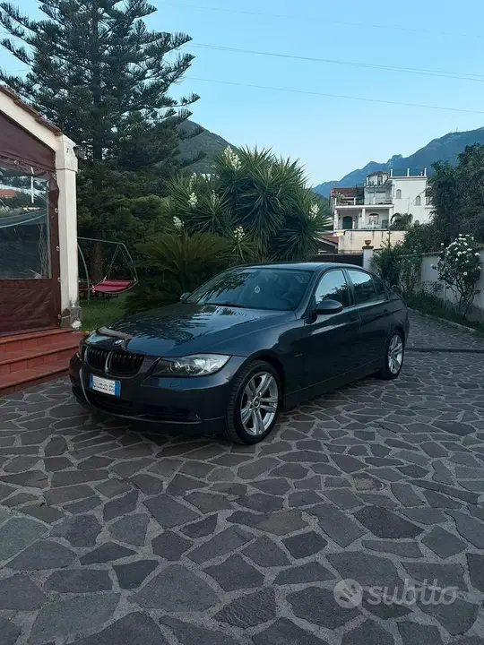 BMW 320I 2006 photo 3