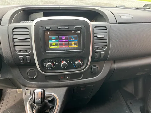 Renault Trafic 2021 photo 3