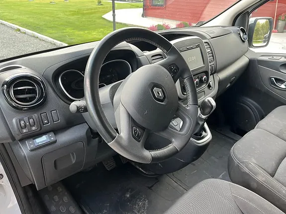 Renault Trafic 2021 photo 4