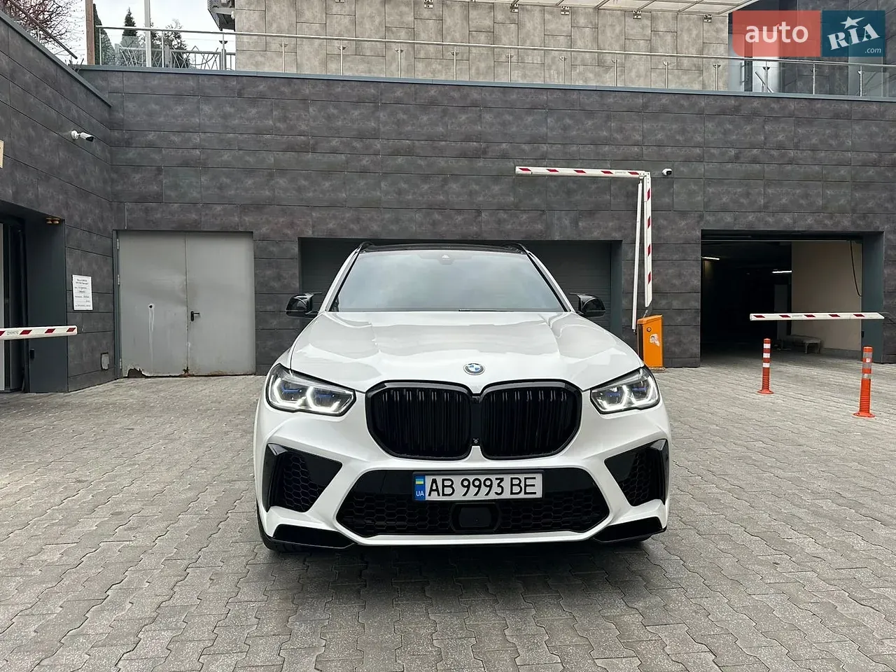 BMW X5 2019 photo 2