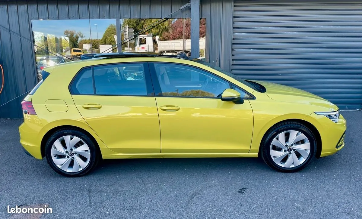 Volkswagen Golf 2023 photo 4