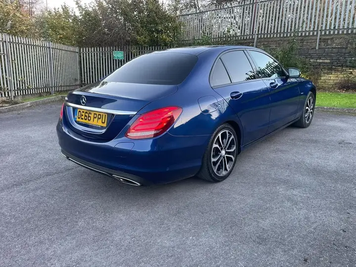Mercedes-Benz C-Class 2016 photo 4