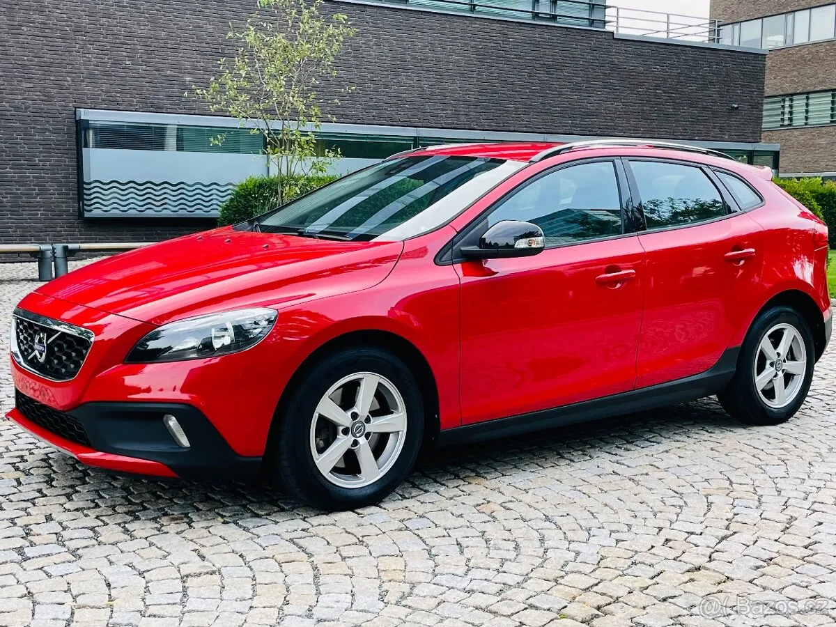 Volvo V40 2014 photo 2