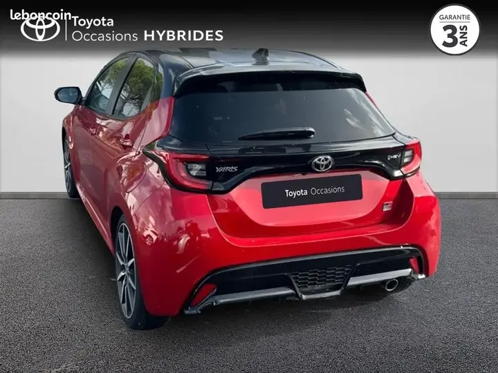 Toyota Yaris 2025 photo 2