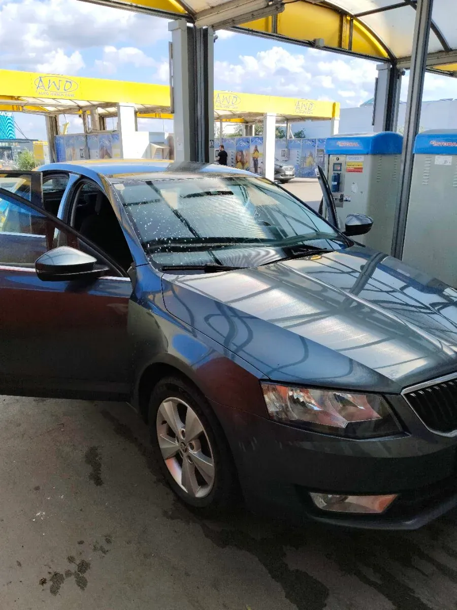 Skoda Octavia 2015 photo 2