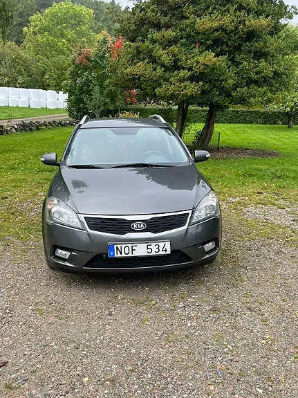 Kia Ceed 2010 photo 5