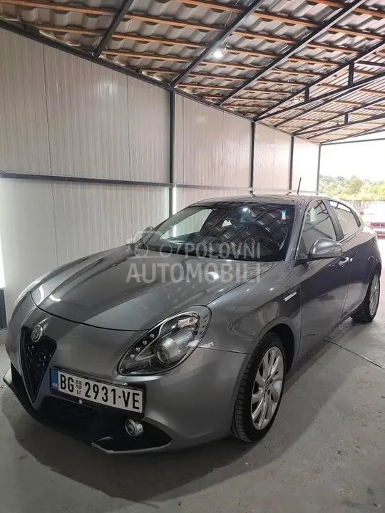 Alfa Romeo Giulietta 2016 photo 3