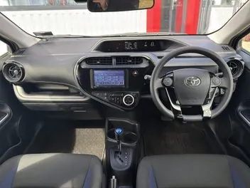 Toyota Aqua 2021 photo 3