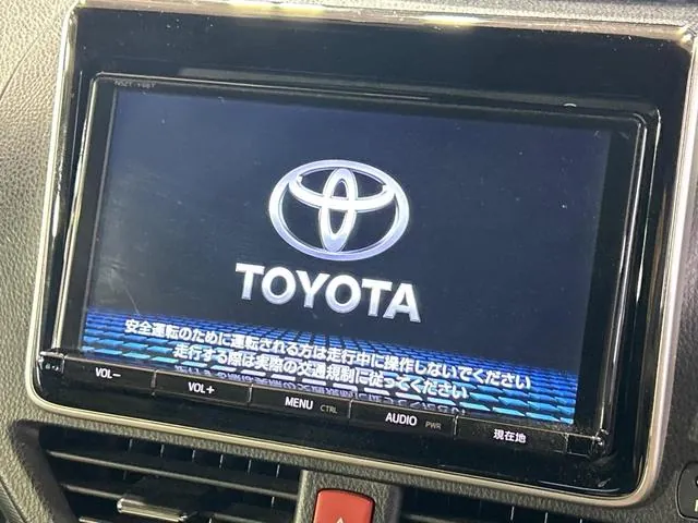 Toyota Voxzie Zs 2018 photo 3