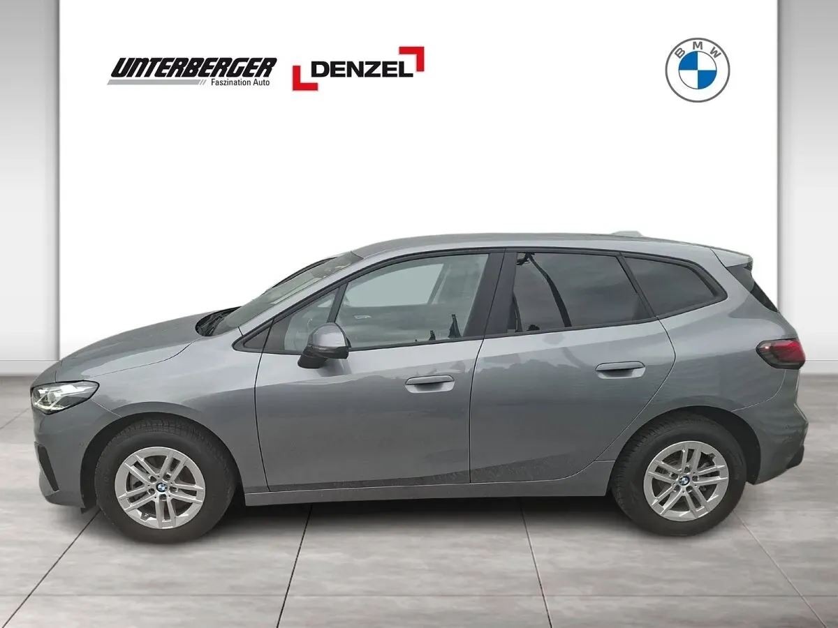 BMW 2 Series 2024 photo 2