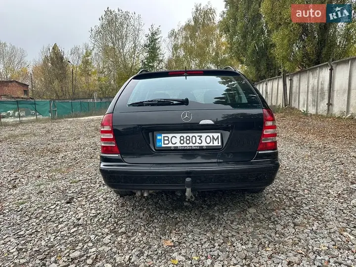 Mercedes-Benz C-Class 2007 photo 4