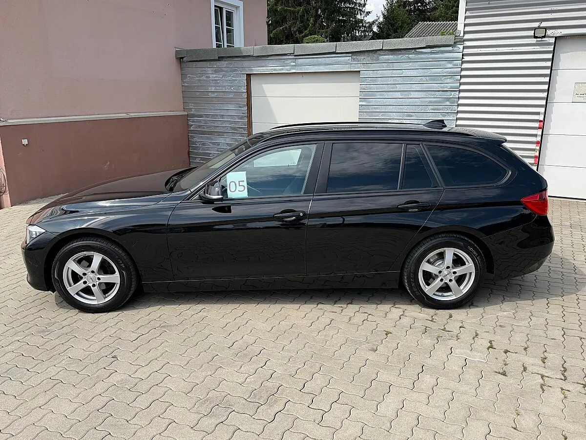 BMW 3 Series 2015 photo 2