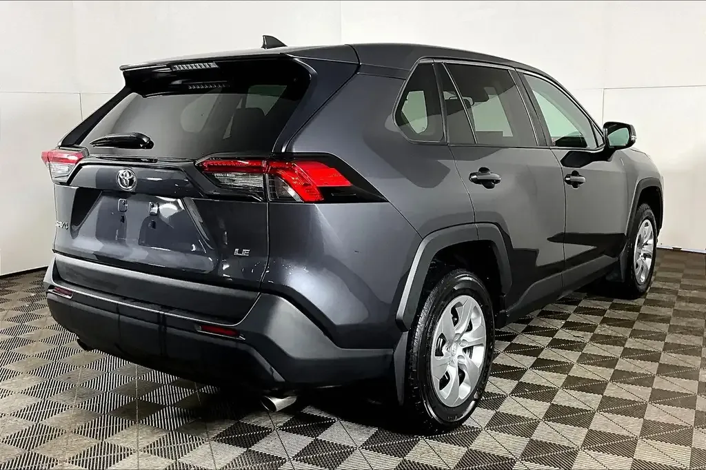 Toyota Rav4 2022 photo 2