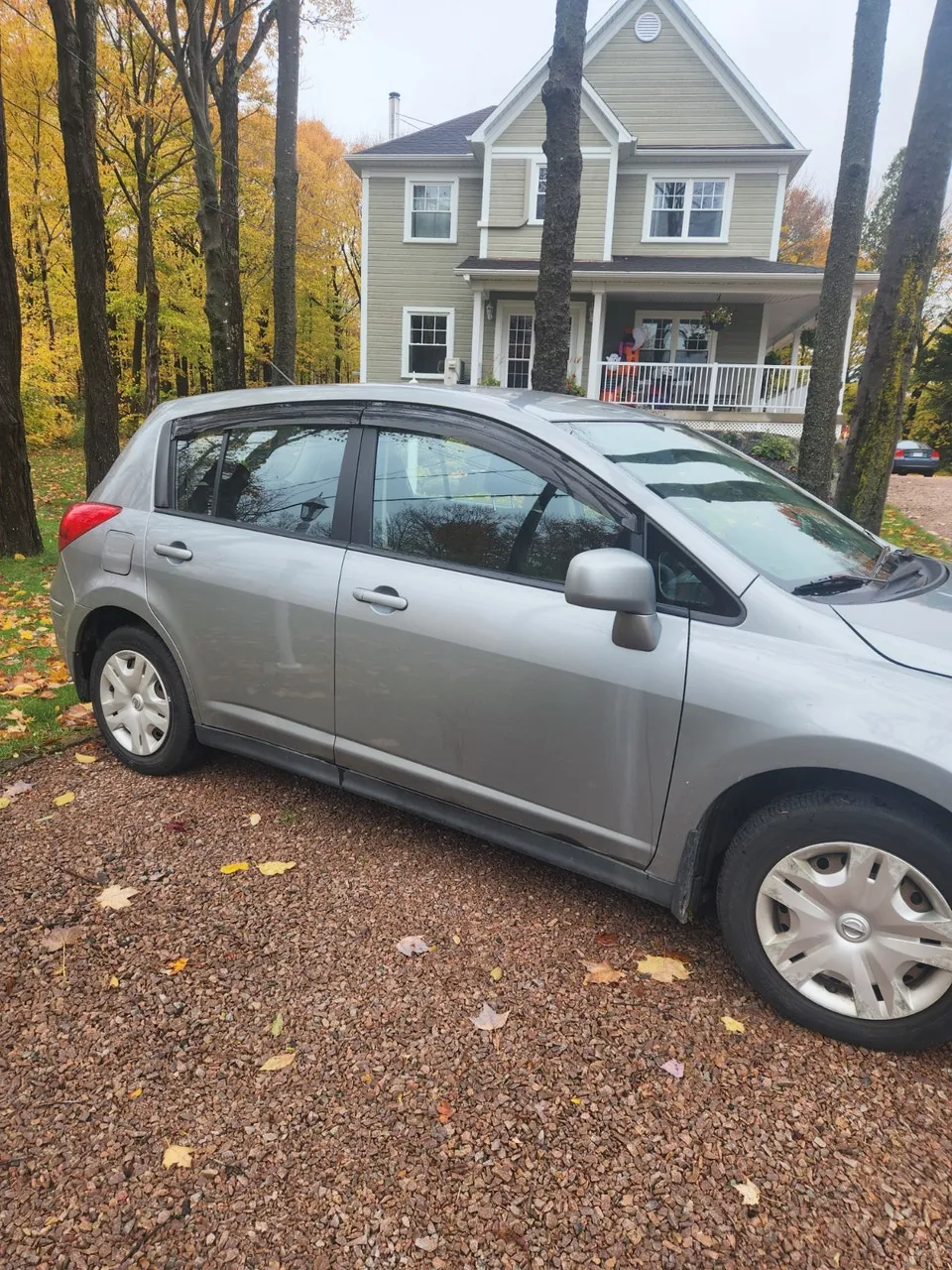 Nissan Versa 2010 photo 5