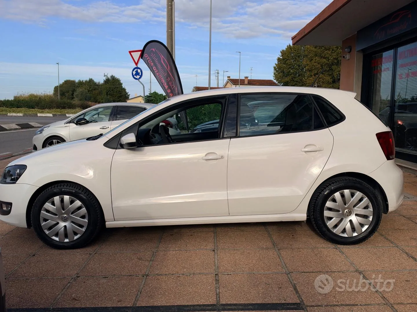 Volkswagen Polo 2011 photo 4