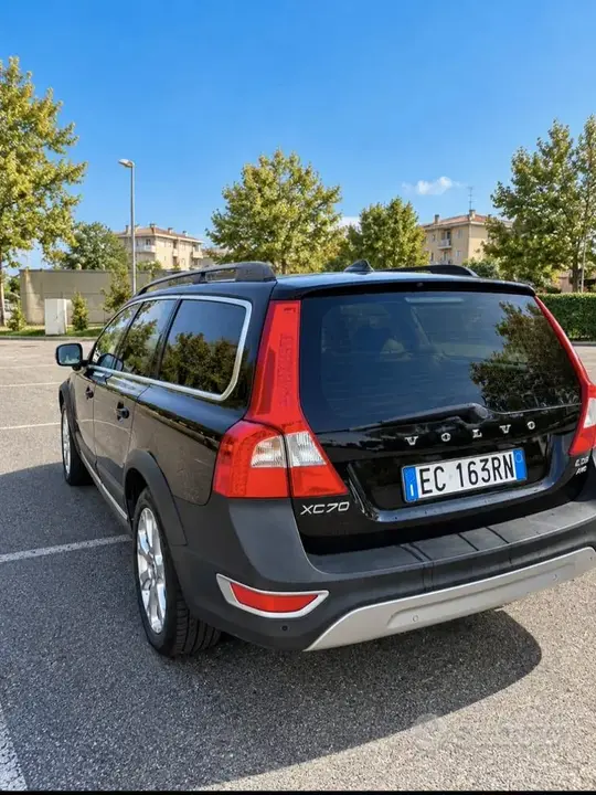 Volvo Xc70 2009 photo 2