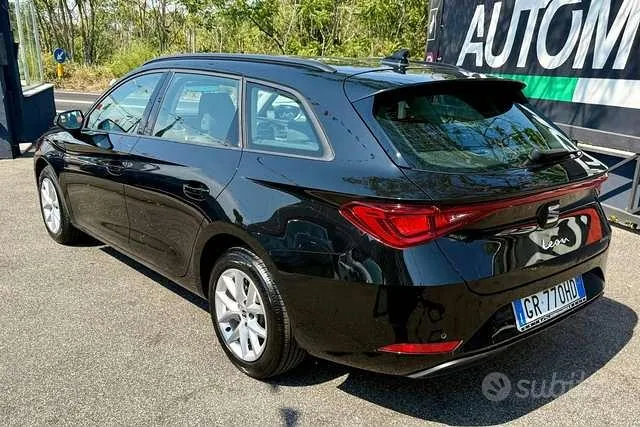 Seat Leon 2023 photo 4
