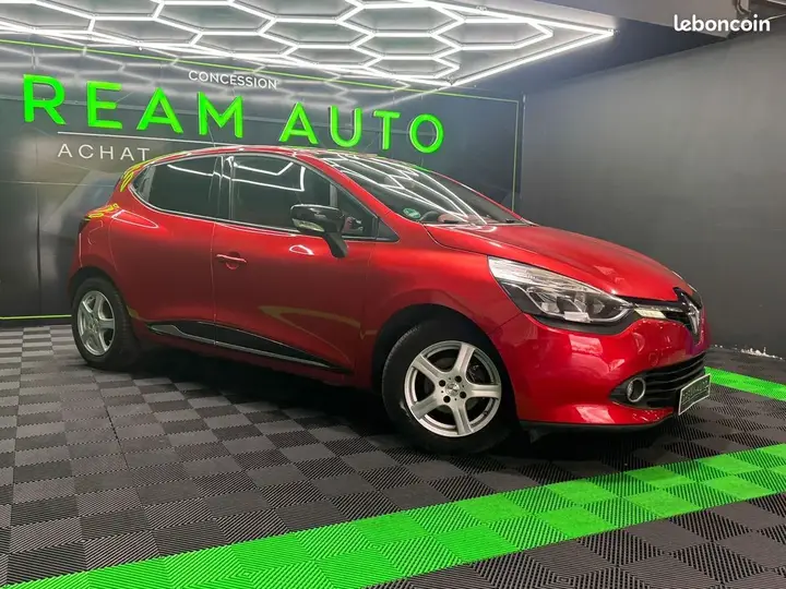 Renault Clio 2012 photo 3