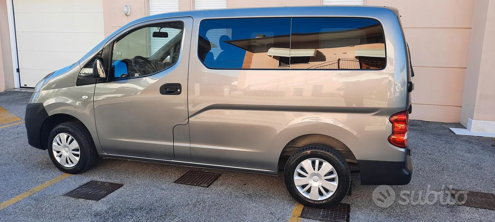 Nissan Nv200 2012 photo 2
