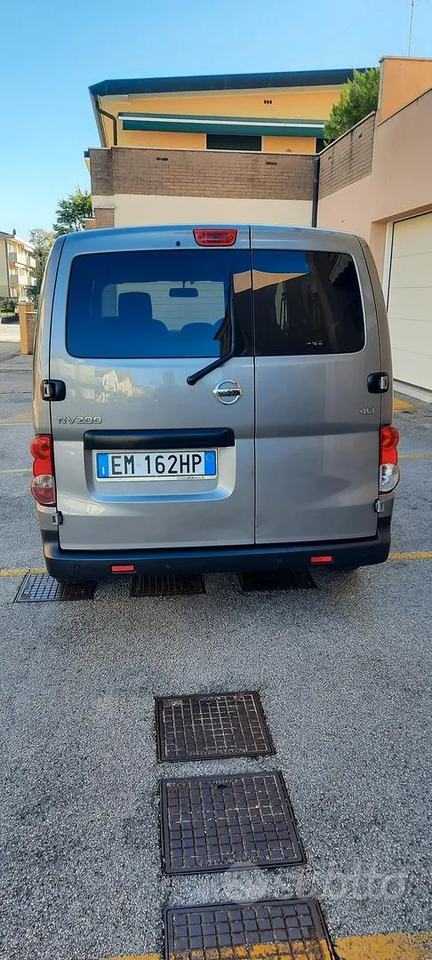 Nissan Nv200 2012 photo 3