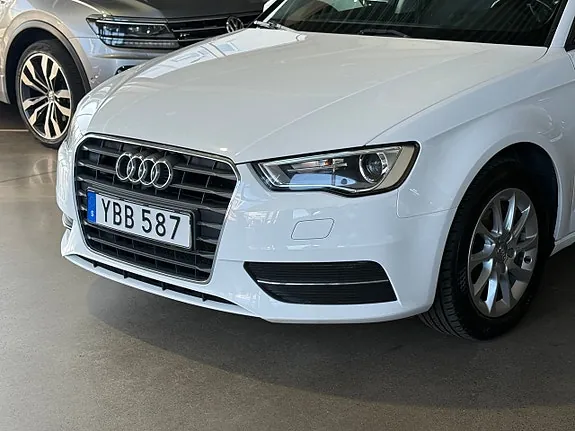 Audi A3 2016 photo 3