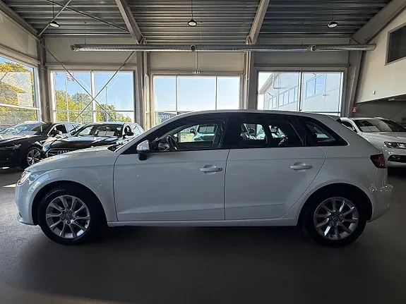 Audi A3 2016 photo 5