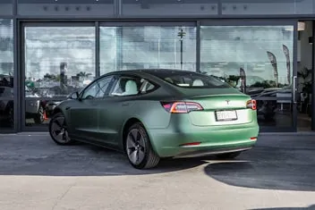 Tesla Model 3 2023 photo 4