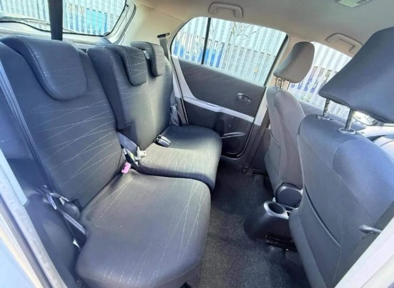 Toyota Yaris 2007 photo 3