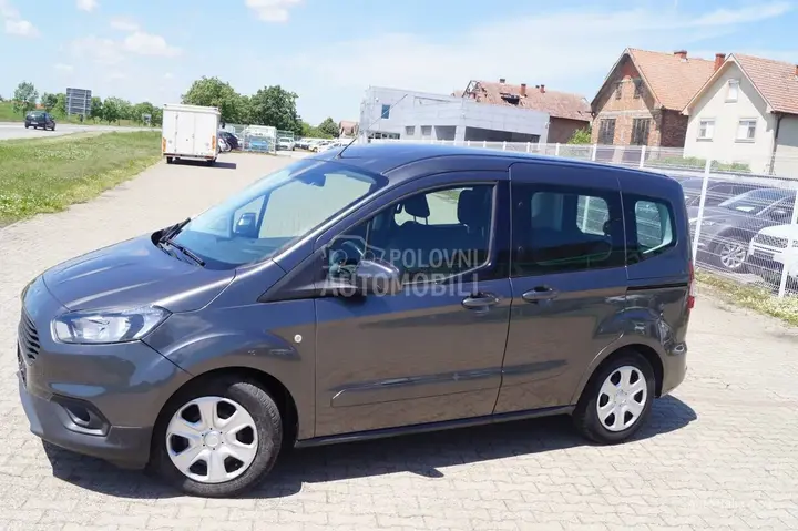 Ford Tourneo 2019 photo 2