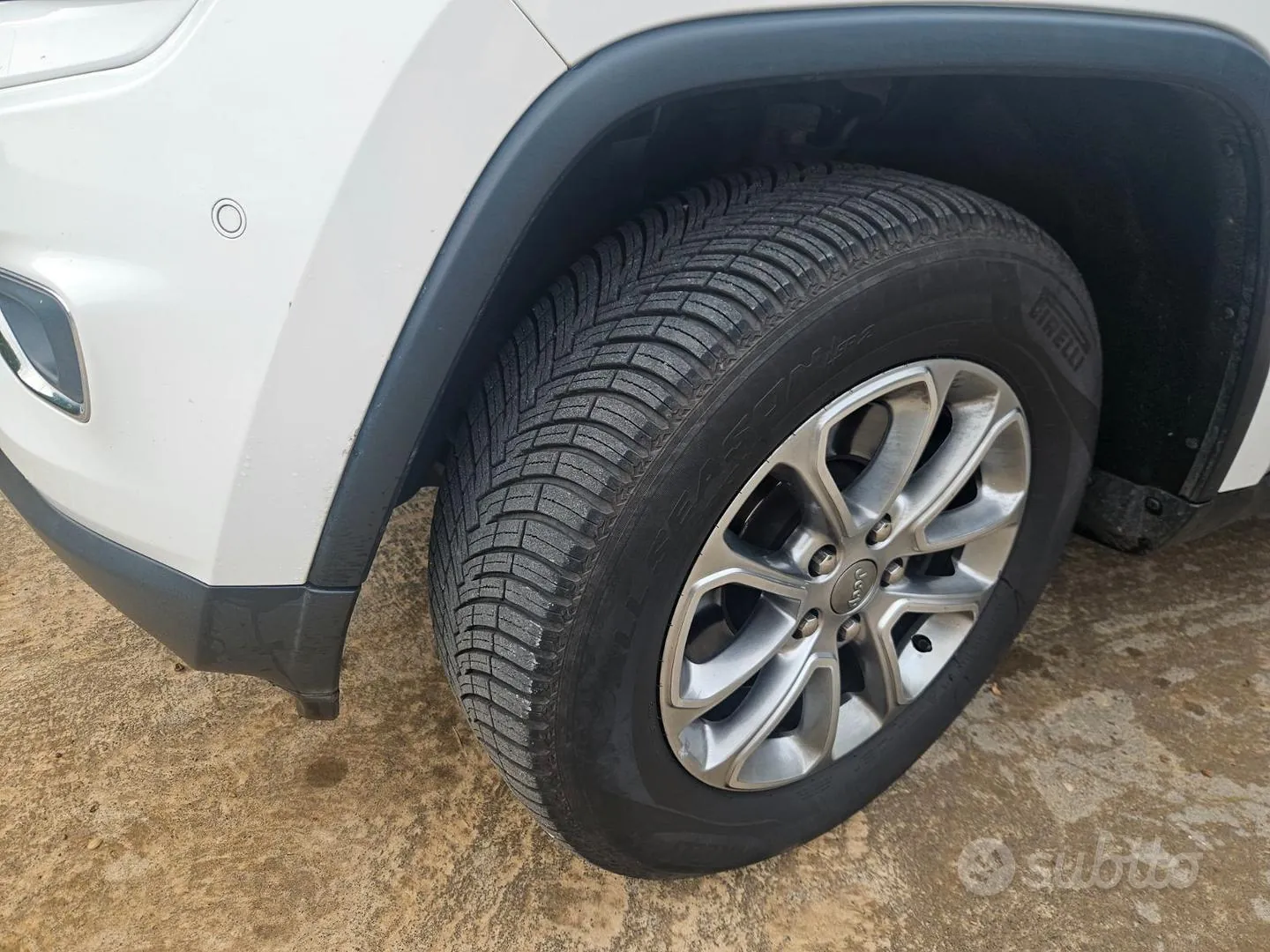 Jeep Grand Cherokee 2016 photo 3