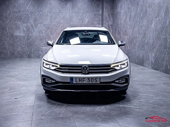 Volkswagen Passat Alltrack 2021 photo 2