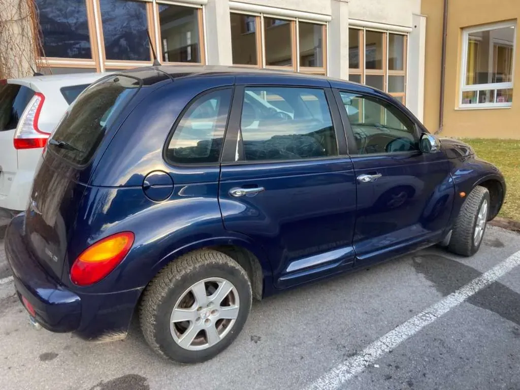 Chrysler Pt Cruiser 2005 photo 2
