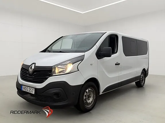 Renault Trafic 2015 photo 3