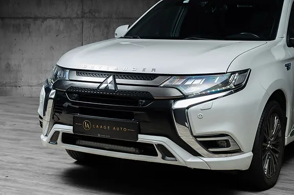Mitsubishi Outlander 2020 photo 2
