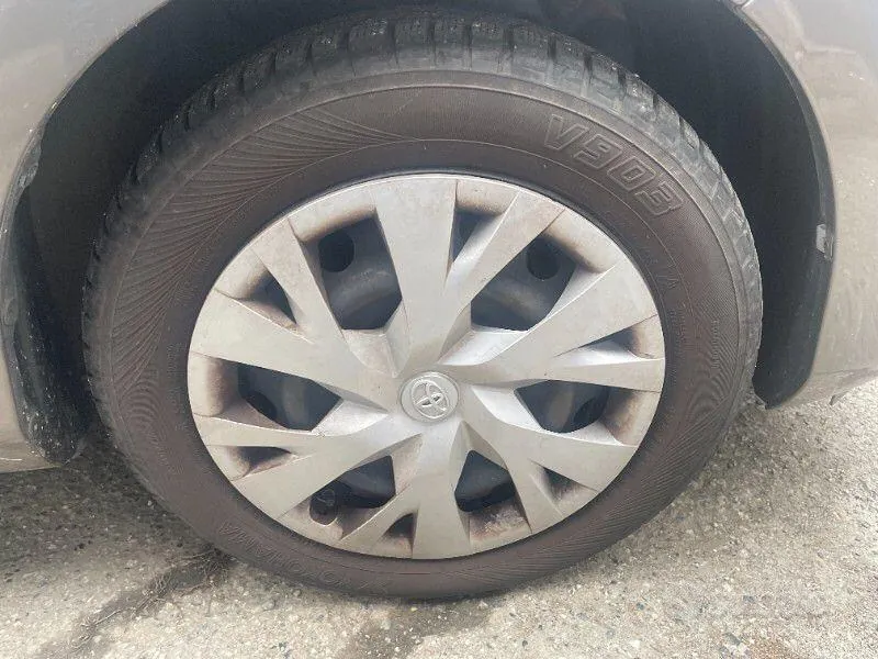 Toyota Yaris 2019 photo 2